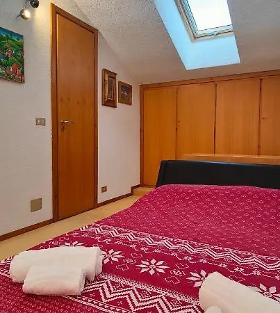Appartement Hostdomus - Sansicario C 14