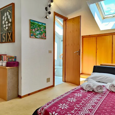 Hostdomus - Sansicario C 14 *